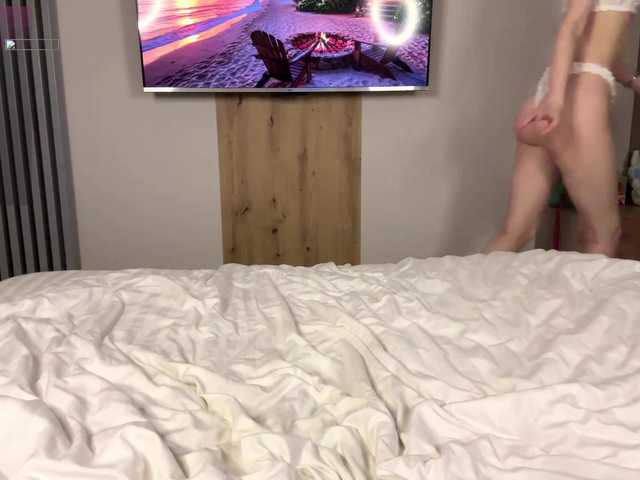 moonavelle live cam on BongaCams