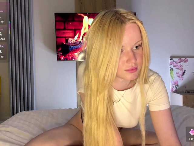 moonavelle live cam on BongaCams