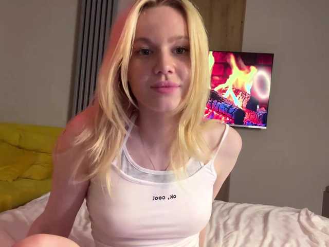  moonavelle chat room