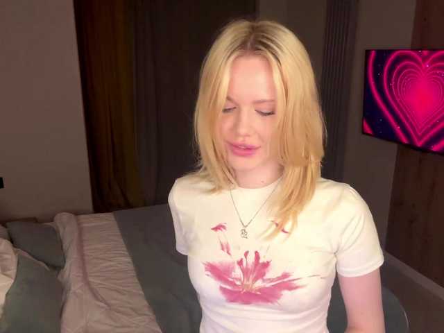  moonavelle chat room