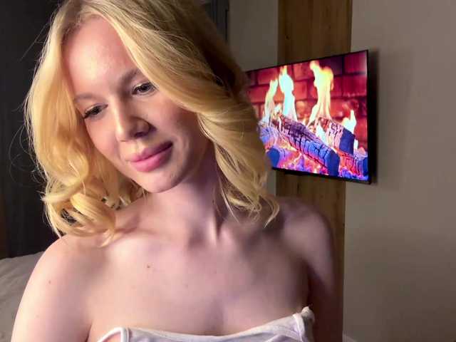  moonavelle chat room