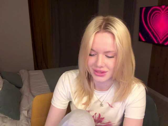  moonavelle chat room