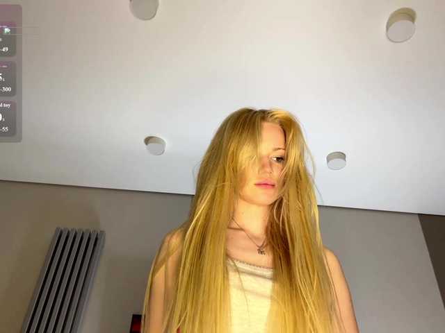 moonavelle live cam on BongaCams