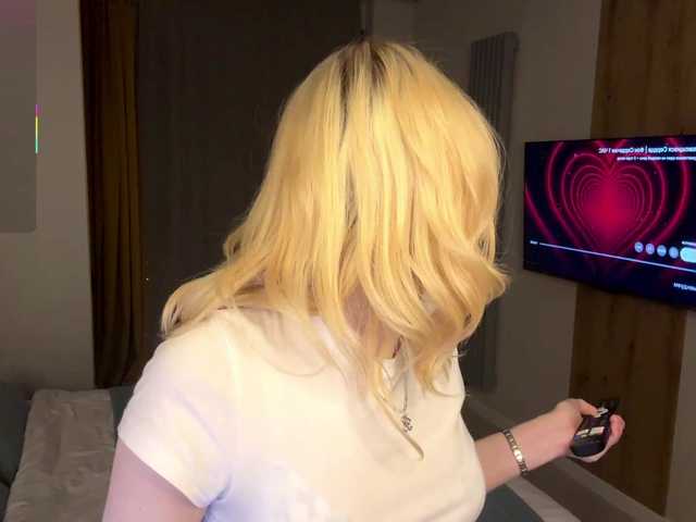 Preview of moonavelle