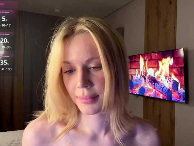  moonavelle chat room