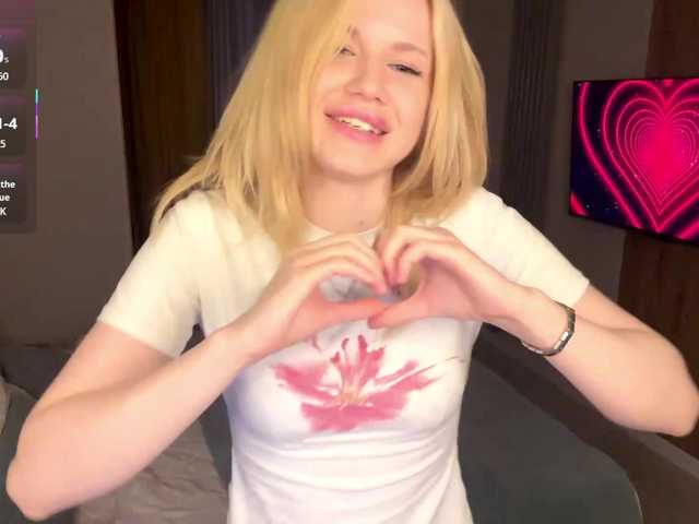 moonavelle's BongaCams show and profile