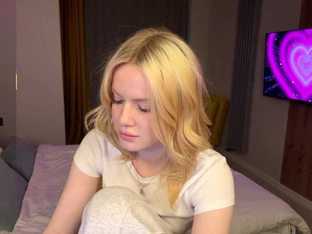 Preview of moonavelle