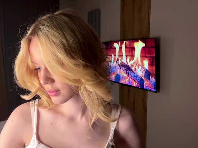  moonavelle chat room