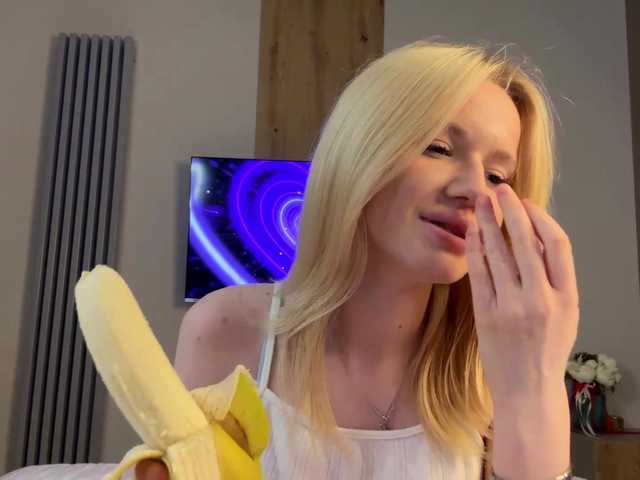  moonavelle chat room