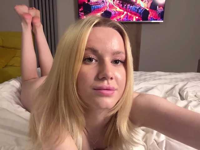  moonavelle chat room