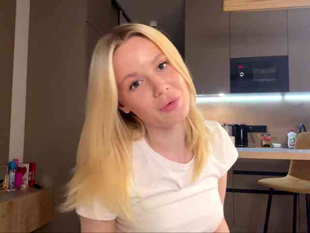 moonavelle webcam