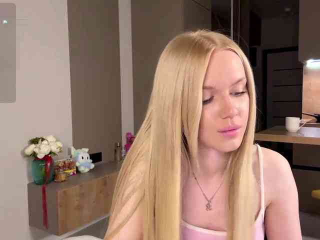 moonavelle Sex Cam Show