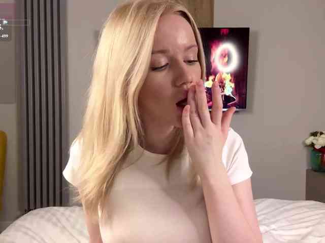 moonavelle Sex Cam Show