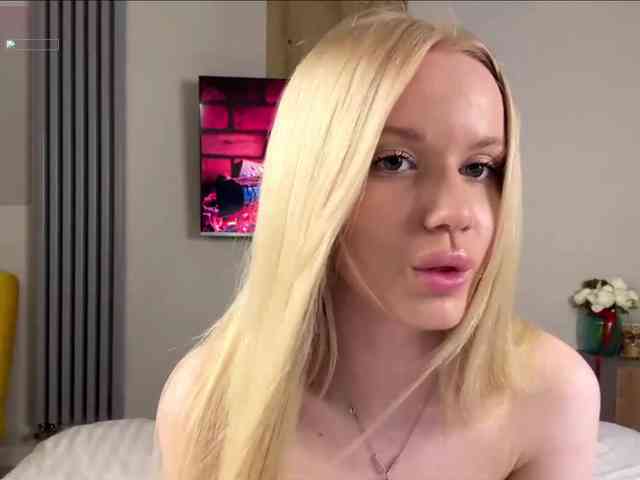 moonavelle Sex Cam Show