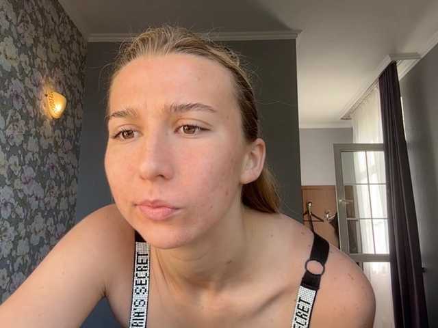 BrigitteMcchristian live cam on BongaCams