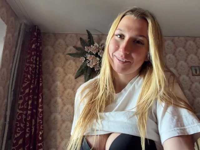 BrigitteMcchristian webcam