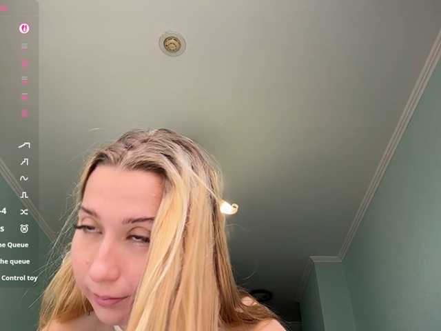 BrigitteMcchristian Live Cam