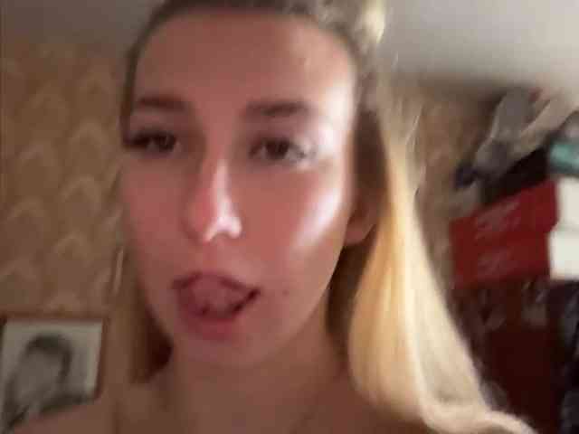 BrigitteMcchristian webcam