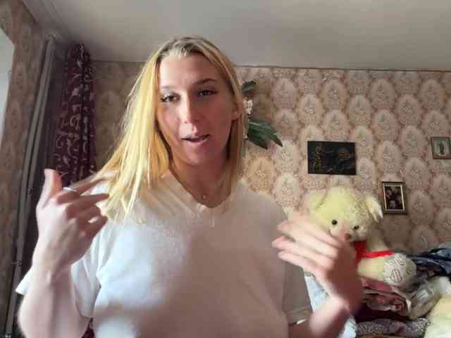 BrigitteMcchristian webcam