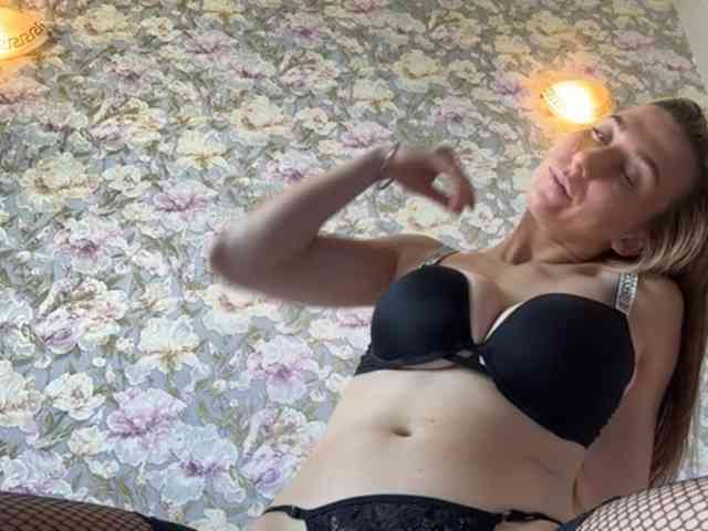 BrigitteMcchristian webcam