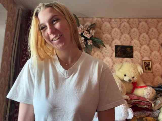 BrigitteMcchristian webcam