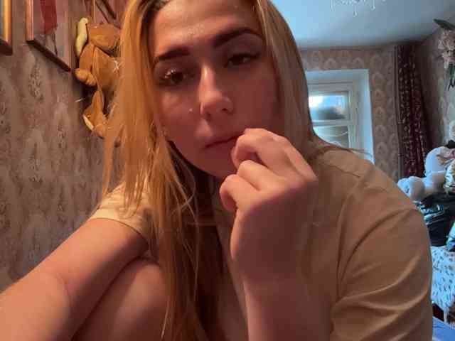 BrigitteMcchristian webcam