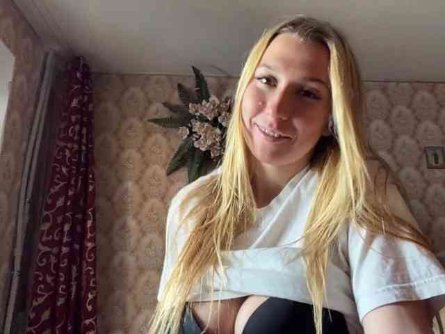 BrigitteMcchristian webcam