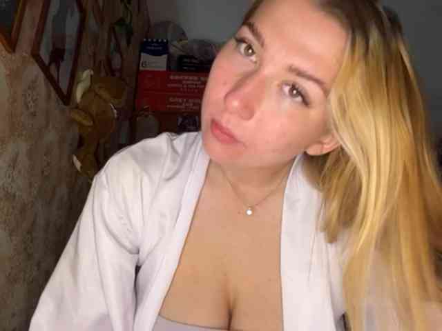 BrigitteMcchristian webcam