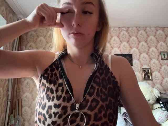 BrigitteMcchristian webcam