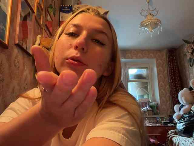 BrigitteMcchristian webcam