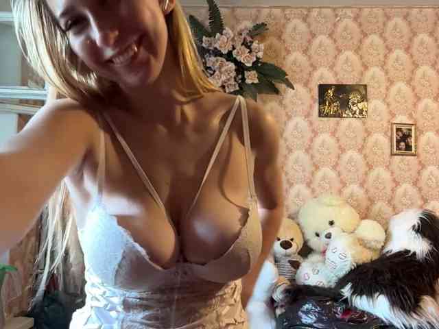 BrigitteMcchristian webcam