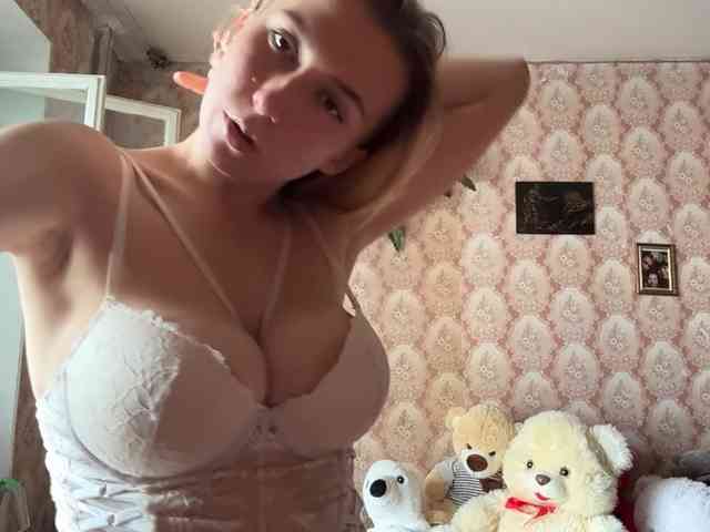 BrigitteMcchristian webcam