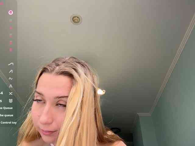 BrigitteMcchristian webcam