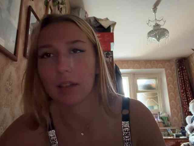 BrigitteMcchristian webcam