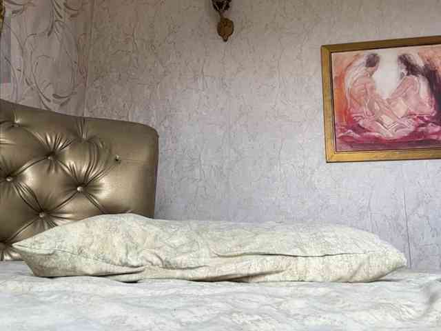 BrigitteMcchristian webcam