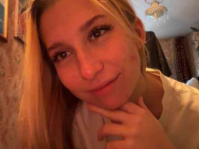 BrigitteMcchristian webcam