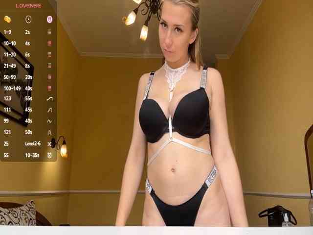 BrigitteMcchristian webcam