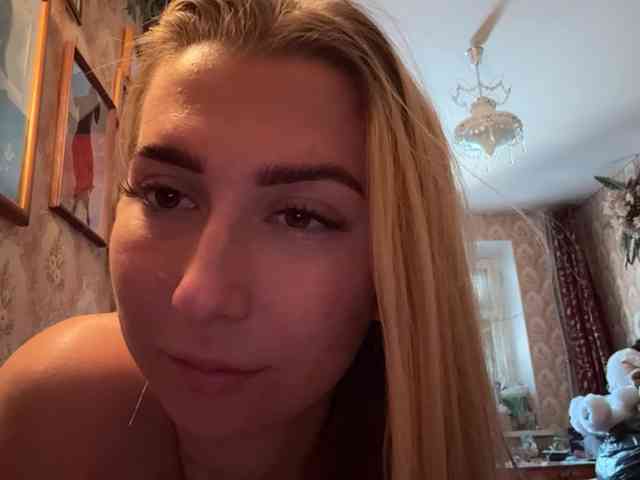 BrigitteMcchristian webcam