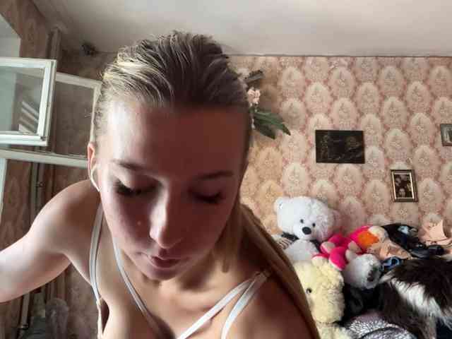 BrigitteMcchristian webcam