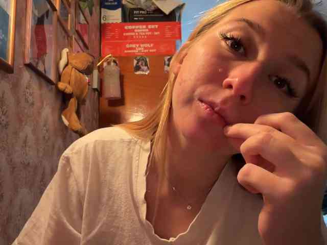 BrigitteMcchristian webcam