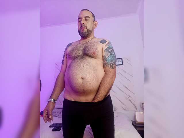 Nicoleandmatt's BongaCams show and profile