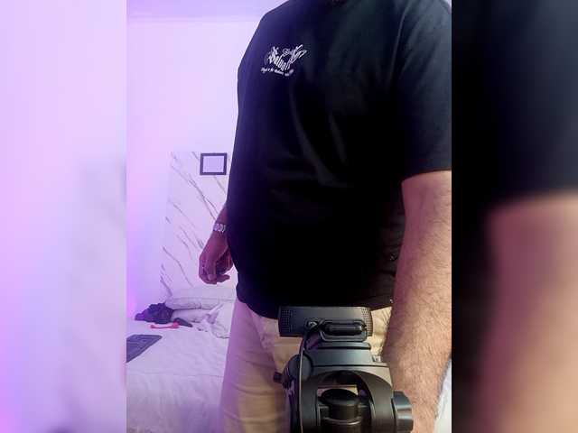 Nicoleandmatt's BongaCams show and profile