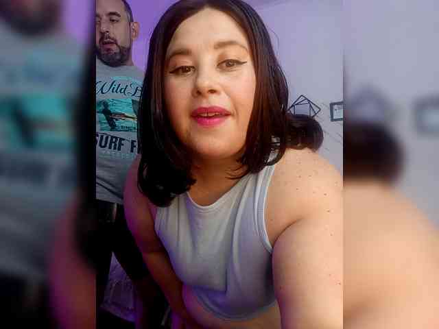 Nicoleandmatt webcam