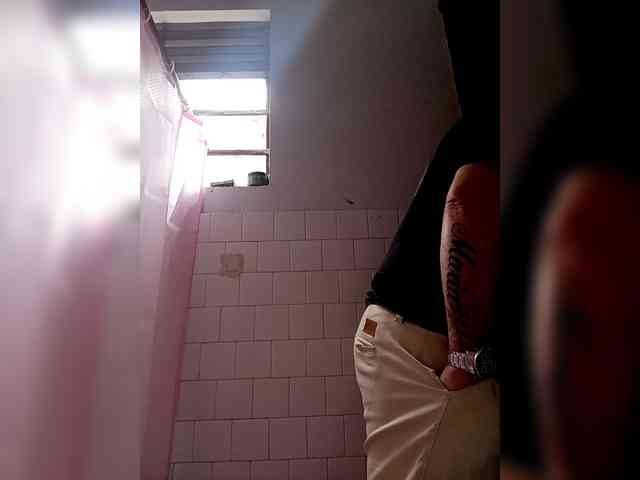 Nicoleandmatt webcam