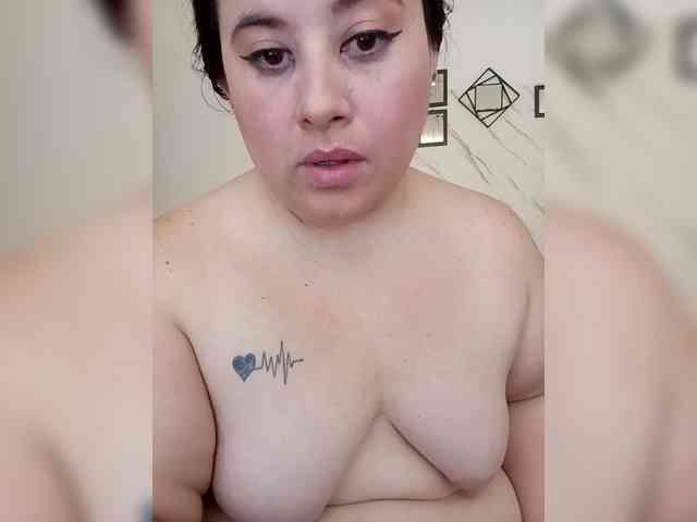 Nicoleandmatt webcam