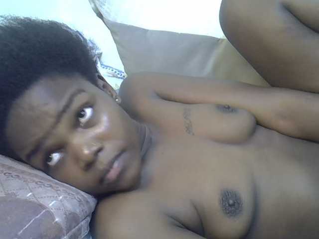 Sexycandy1 live webcam show