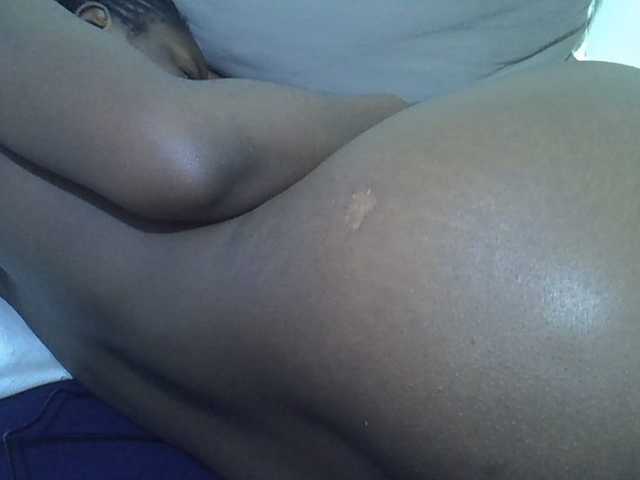 Sexycandy1 live cam on BongaCams