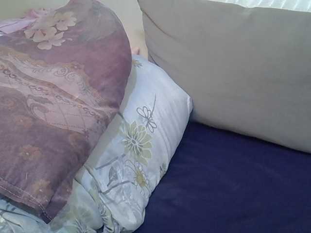 Sexycandy1 live cam on BongaCams