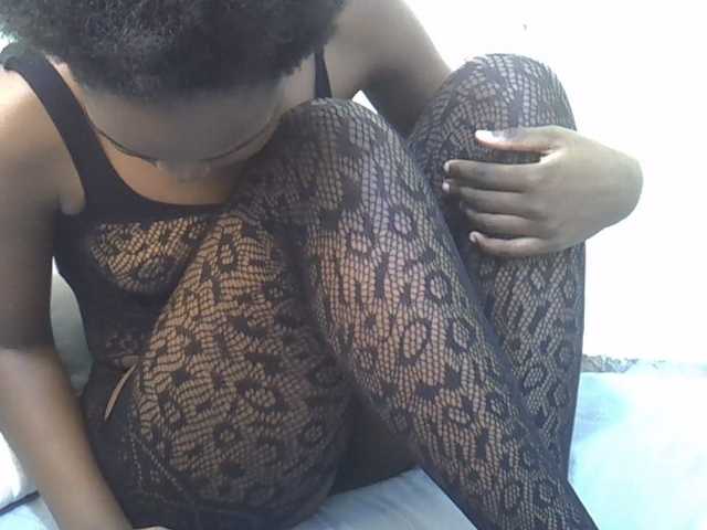 Sexycandy1 live cam on BongaCams