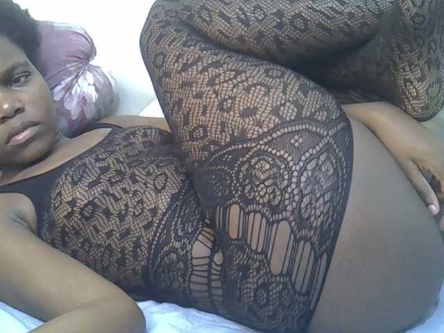Sexycandy1 live cam on BongaCams